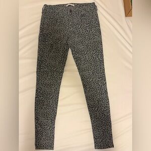 5/$10 SO Charcoal Animal Print Jeggings